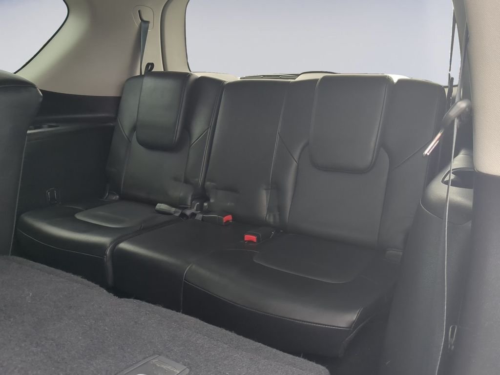 2022 Nissan Armada SV - Photo 20