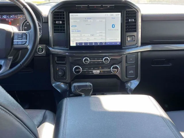 Used 2023 Avalanche Ford XLT image 15
