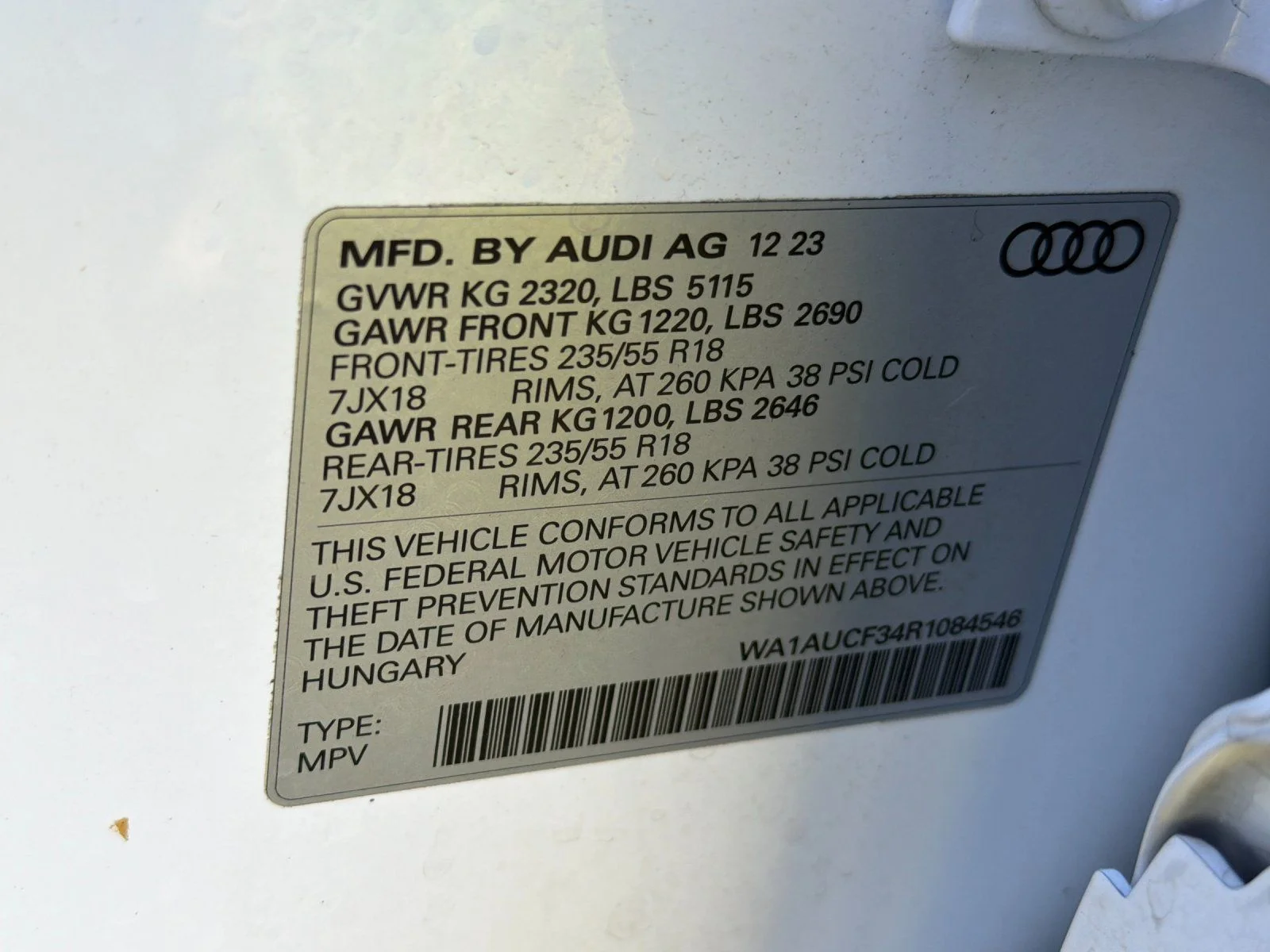 Used 2024  Audi Premium image 31