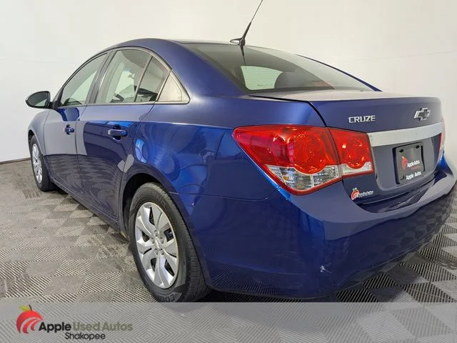 Used 2013 Blue Chevrolet LS image 4