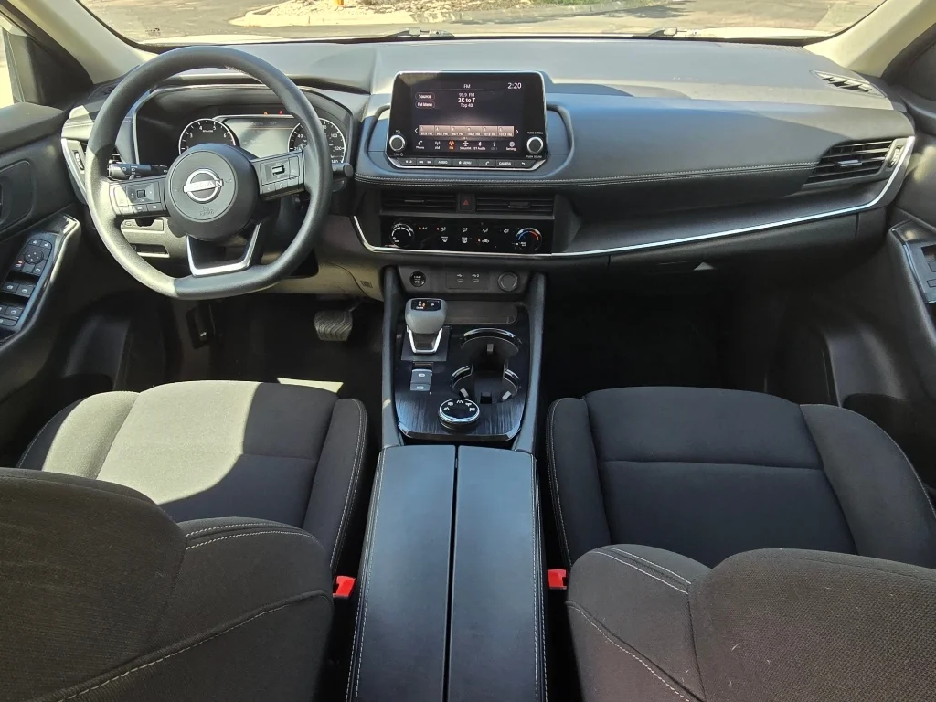 Used 2024 Everest White Pearl Nissan S image 27