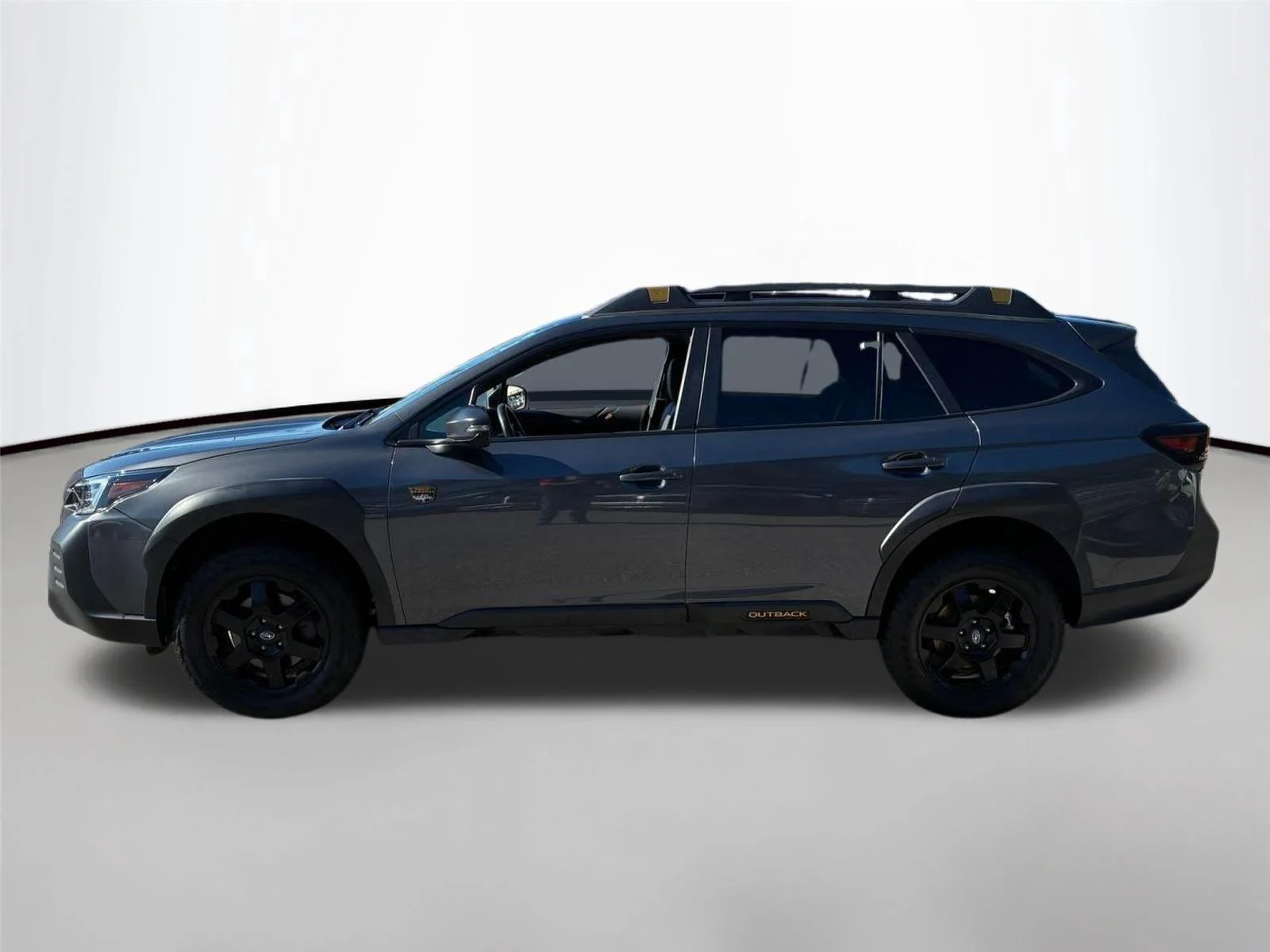 Used 2023 Magnetite Gray Metallic Subaru Wilderness image 8