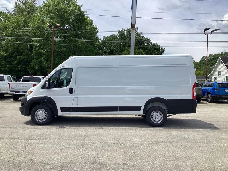 New 2026 Bright White Clear-Coat Exterior Paint RAM High Roof image 4