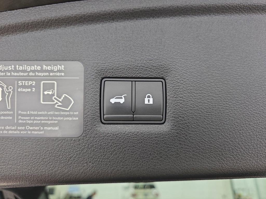 Certified Used 2023 Mineral Black INFINITI SENSORY image 33