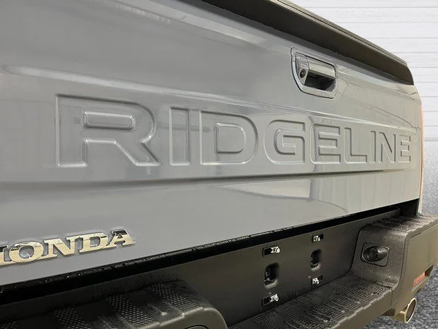 New 2026 Sonic Gray Pearl Honda RTL image 7
