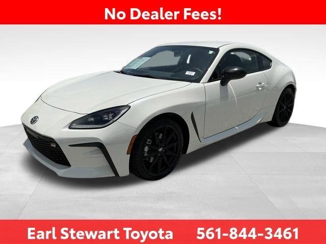 Certified Used 2025 HALO Toyota  image 10