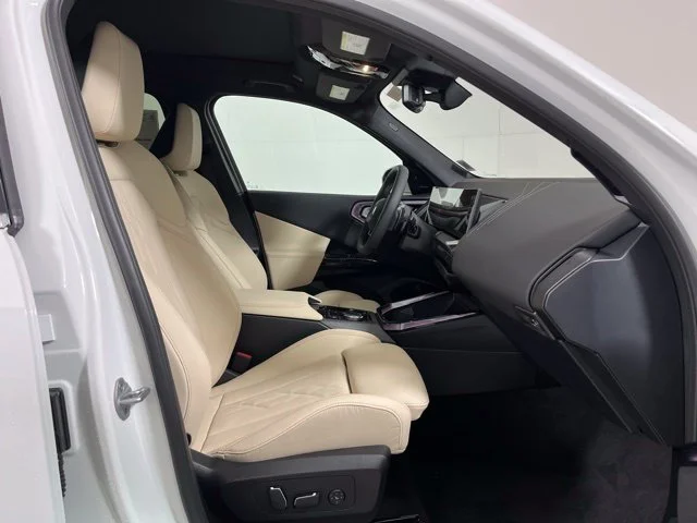 2026 BMW X3 30 - Photo 22