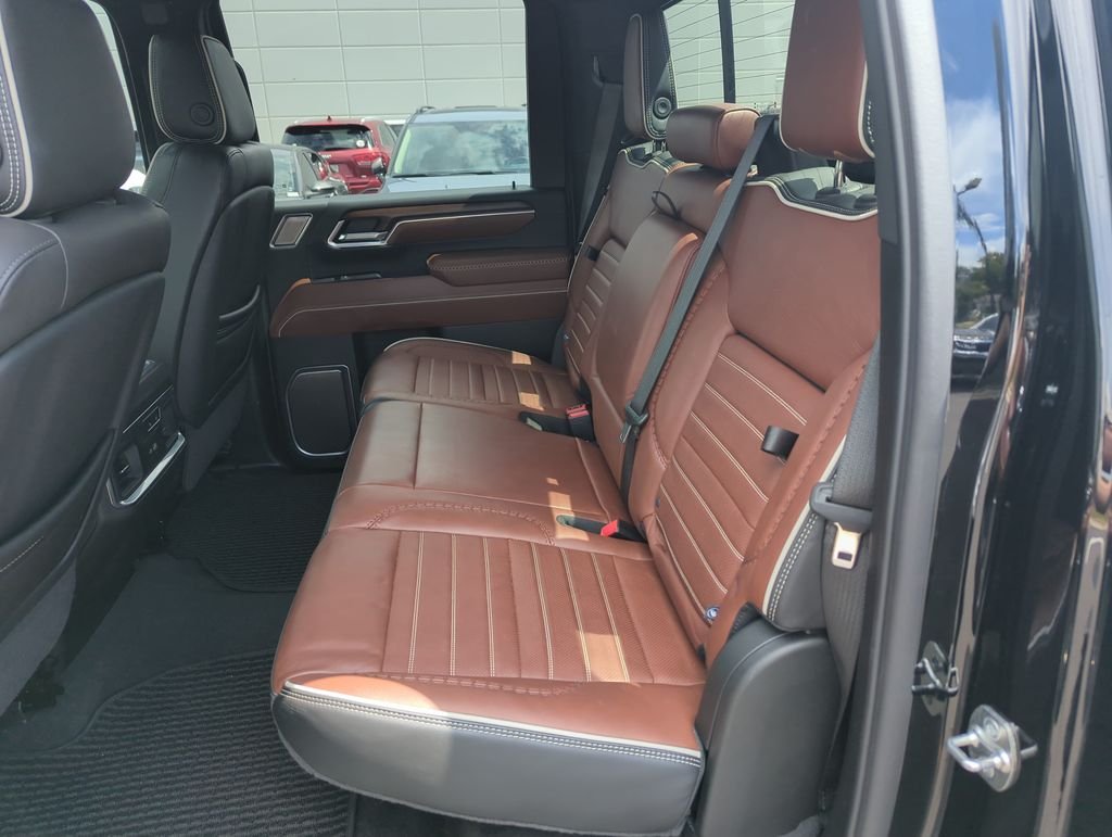 Used 2025 Black GMC Denali Ultimate image 31