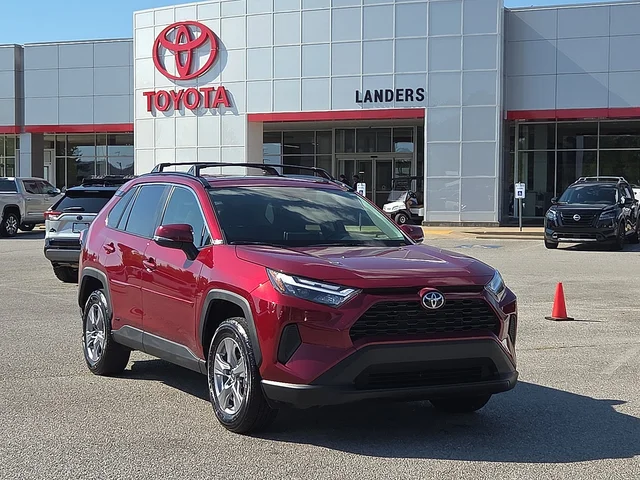 2025 Toyota RAV4 Hybrid XLE