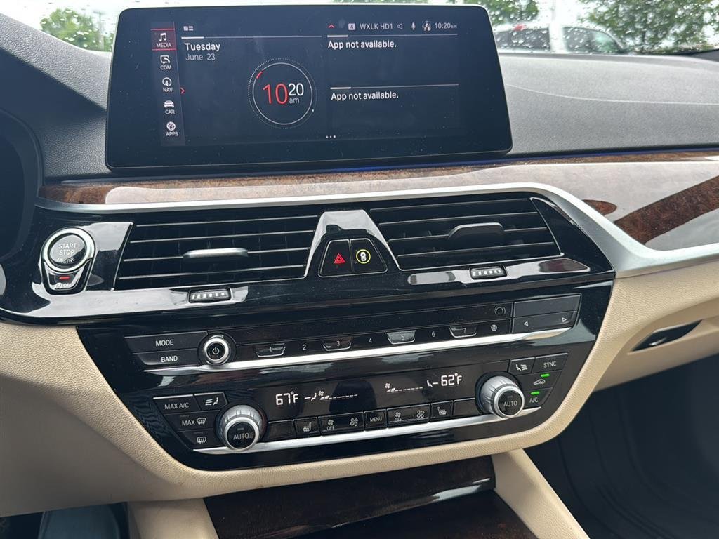 Used 2020 Mineral White Metallic BMW 530i xDrive image 11