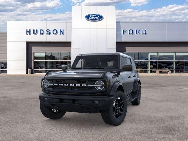 New 2026 Shadow Black Ford Outer Banks® image 2
