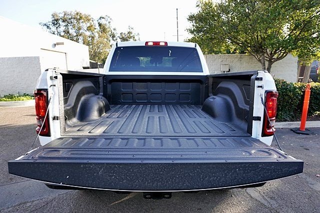 New 2026 Bright White Clear-Coat Exterior Paint RAM Big Horn image 18