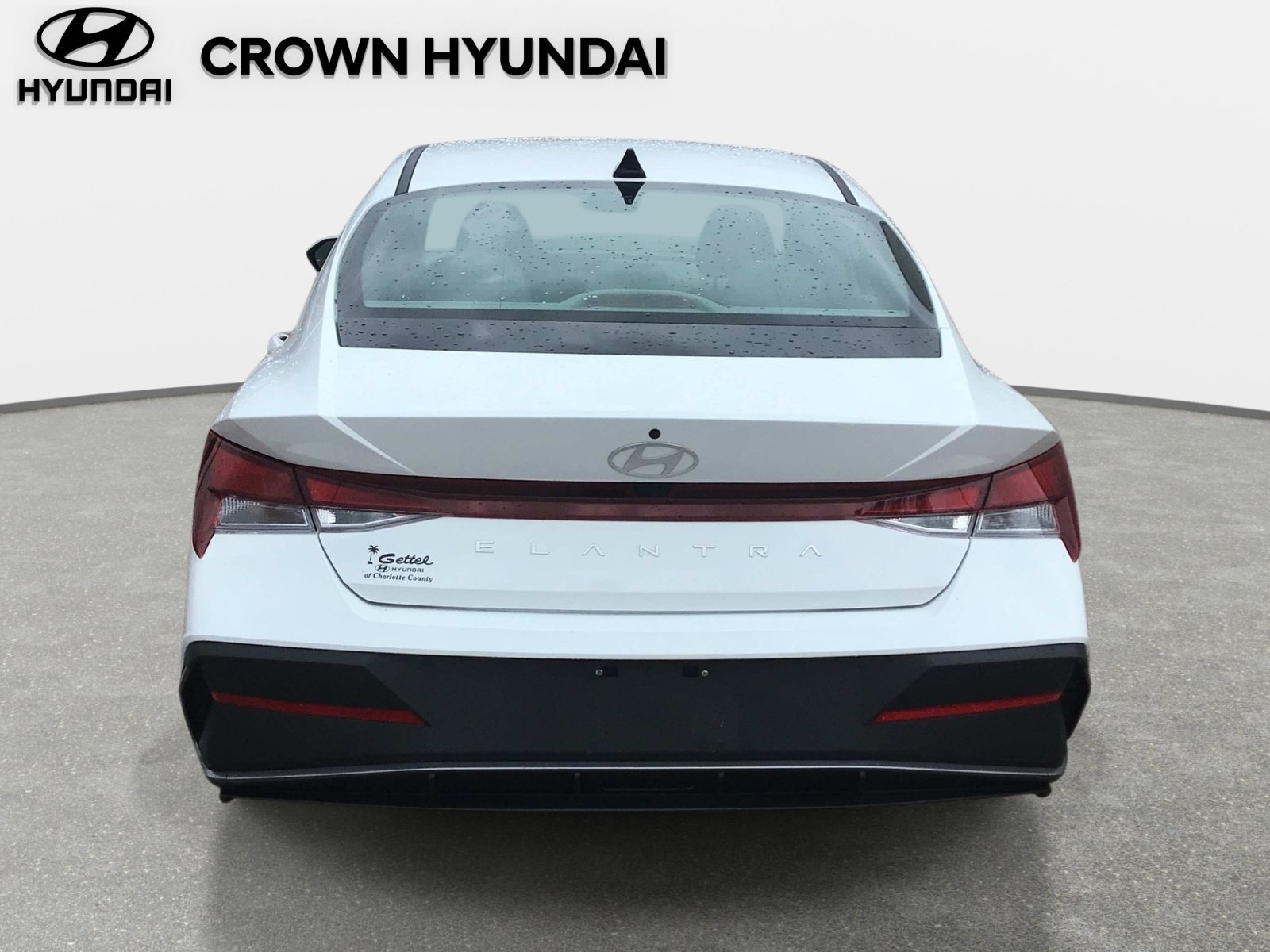 Used 2024 Serenity White Hyundai SE image 5