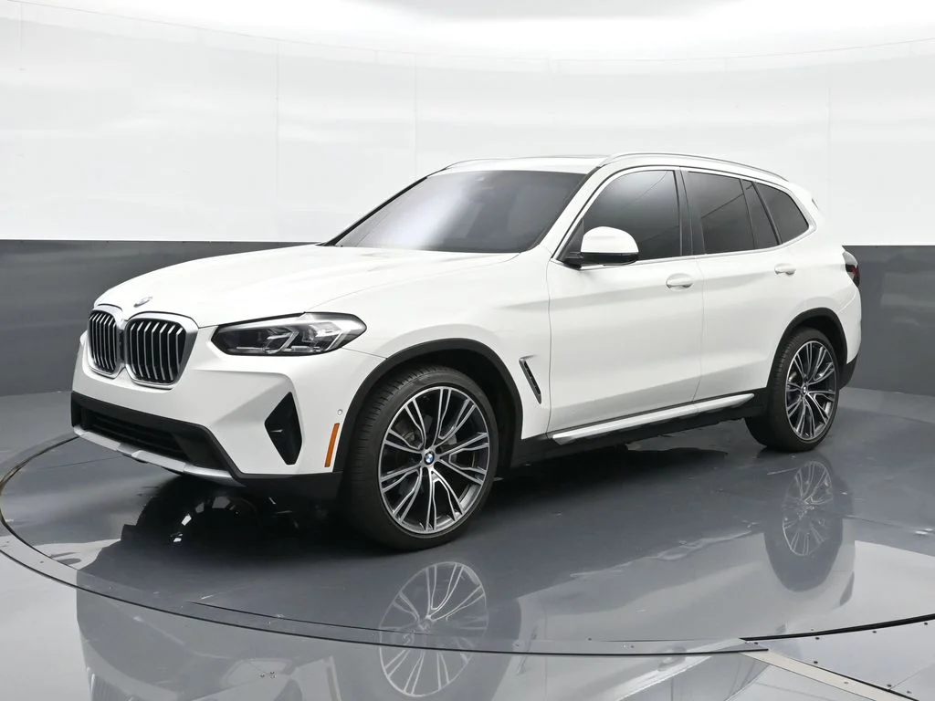 2024 BMW X3 sDrive30i's photo