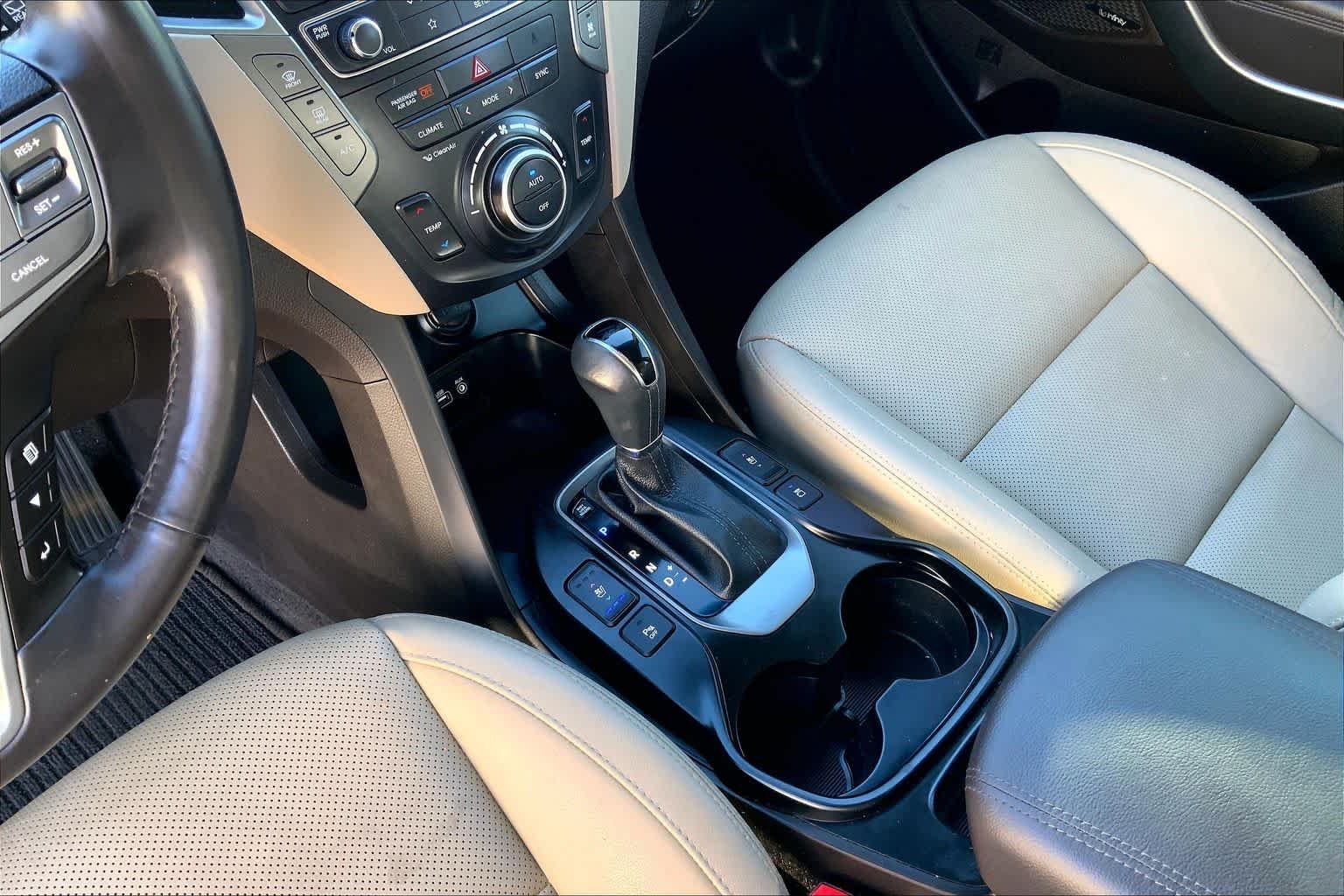 Used 2019 Monaco White Hyundai Limited Ultimate image 16