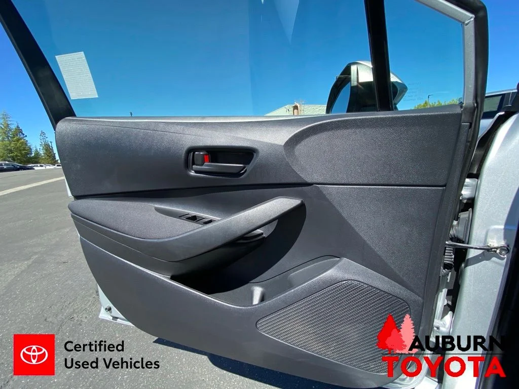 Certified Used 2023 Silver Toyota LE image 31