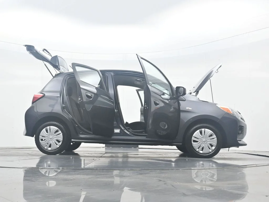Used 2024  Mitsubishi ES image 43