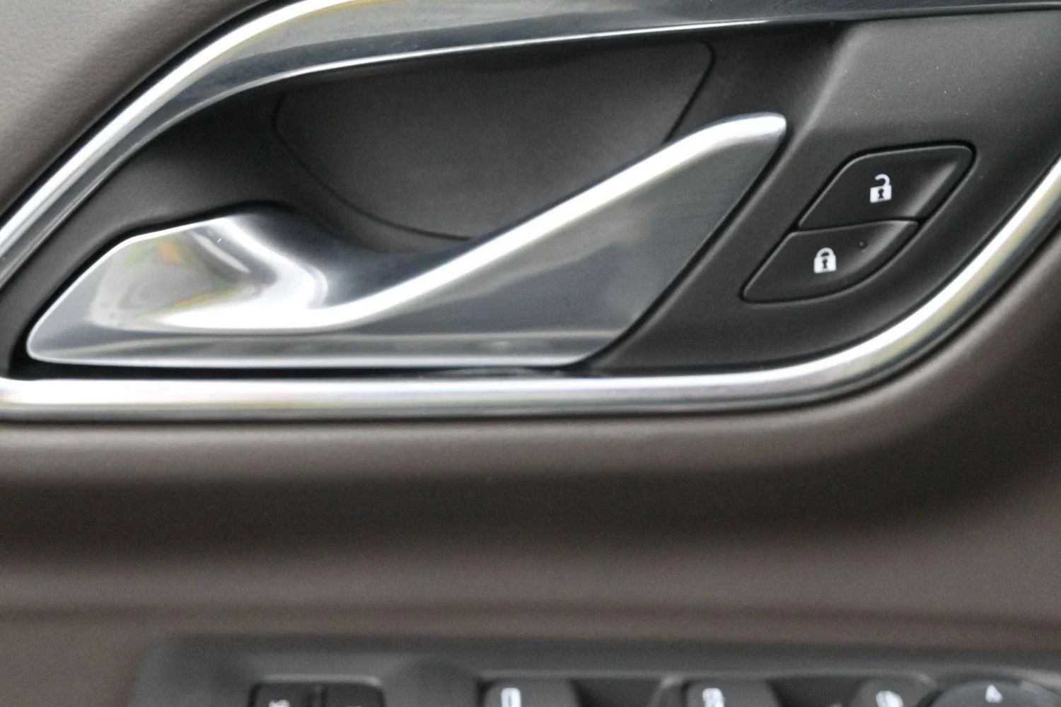Used 2024 Sterling Gray Metallic Chevrolet Z71 image 13
