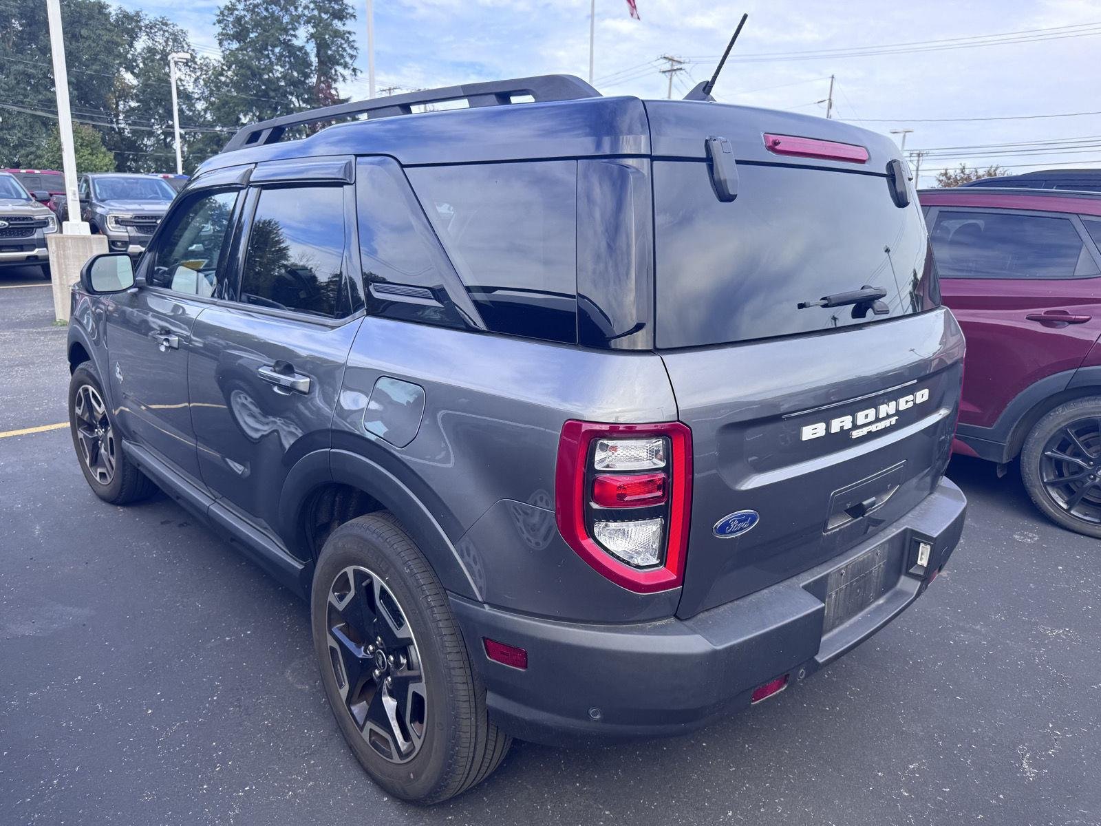 Used 2022 Carbonized Gray Ford Outer Banks image 6
