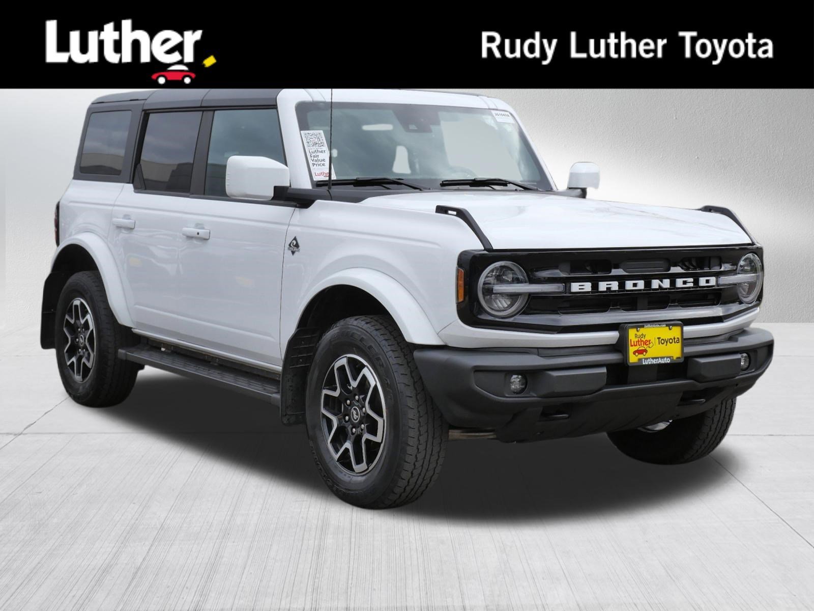 2023 Ford Bronco Outer Banks 4x4's photo