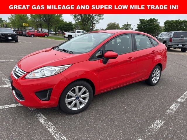 2012 Ford Fiesta SE Sedan's photo