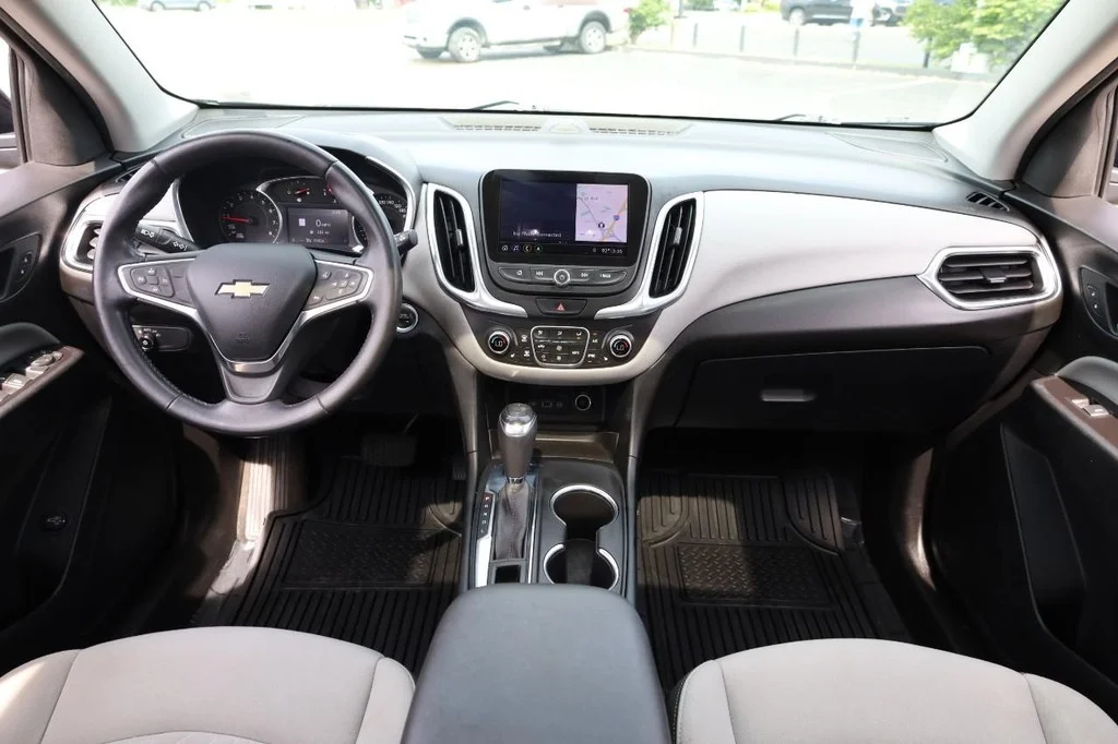 Used 2019 Mosaic Black Metallic Chevrolet AWD 4dr LT w/2LT image 24