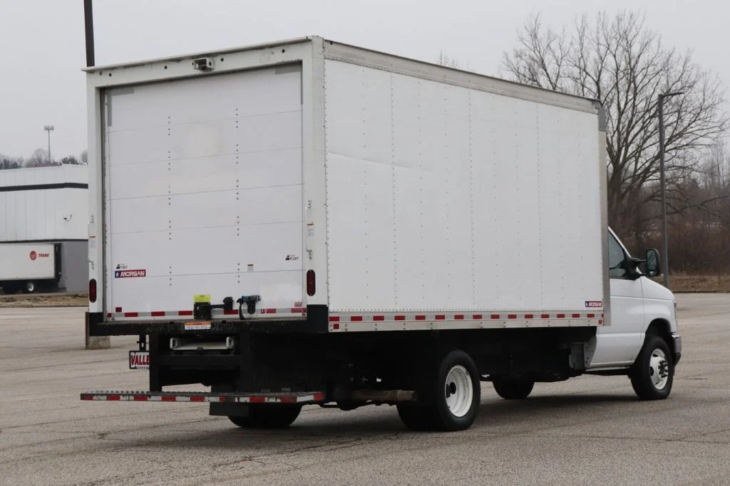 Used 2024 White Ford Base image 9