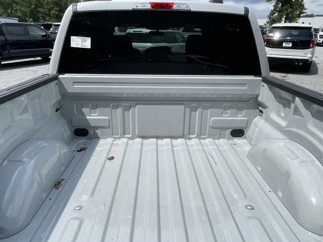 New 2026 Avalanche Ford XLT image 8