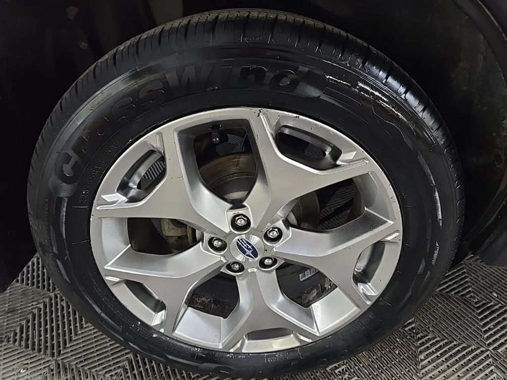 Used 2017 White Subaru 2.5i Touring image 16