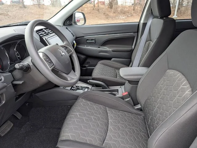 New 2026 Mercury Gray Metallic Mitsubishi 2.0 ES image 5