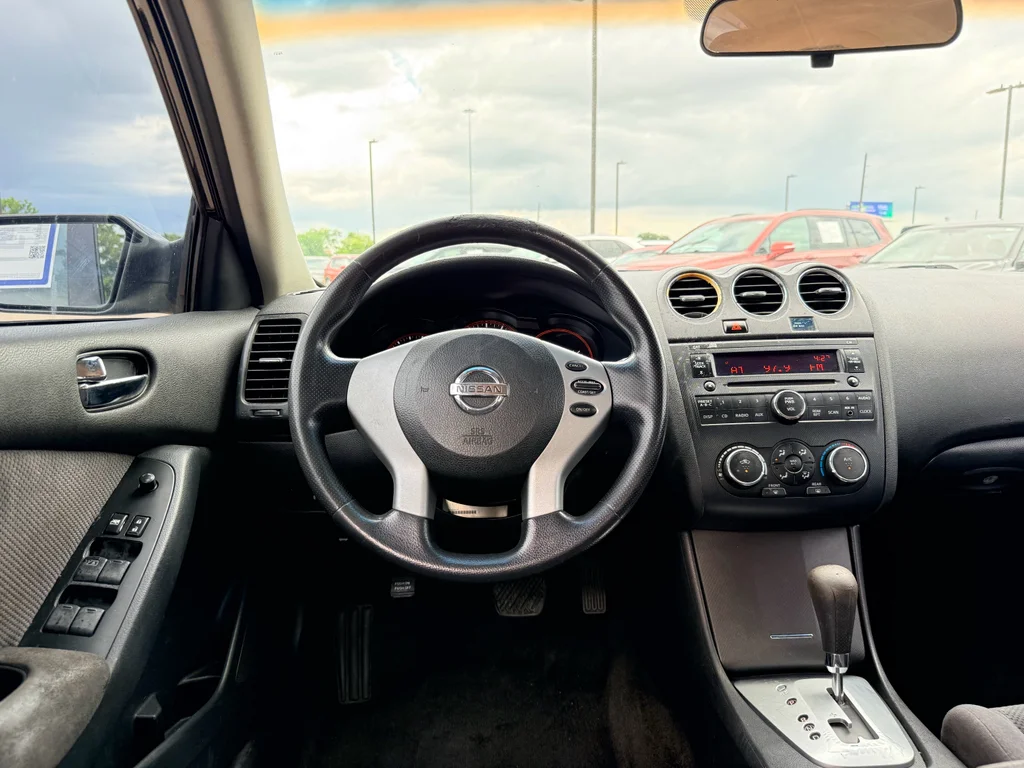 Used 2007 Super Black Nissan 2.5 S image 21