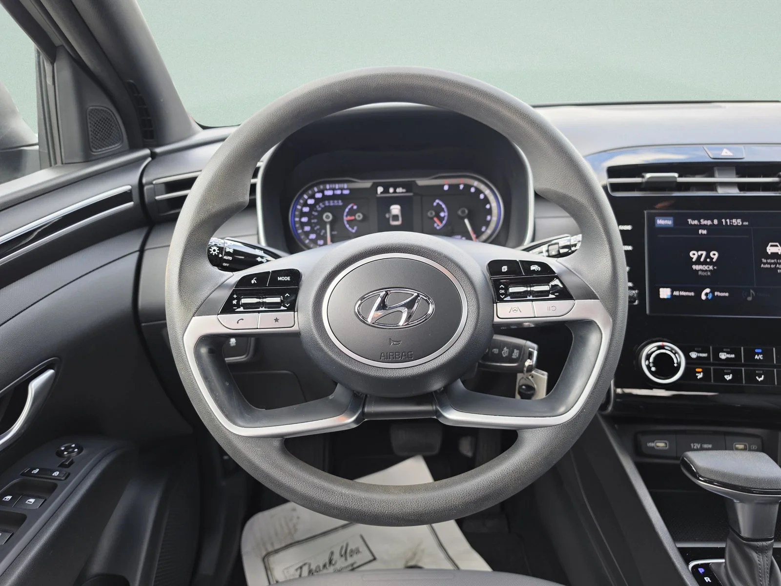 Used 2024 Green Hyundai SE image 16