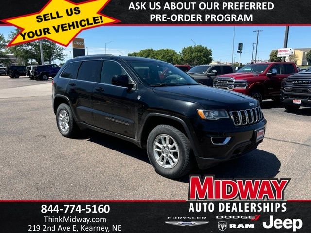 Used 2018 Black Jeep Laredo E image 6