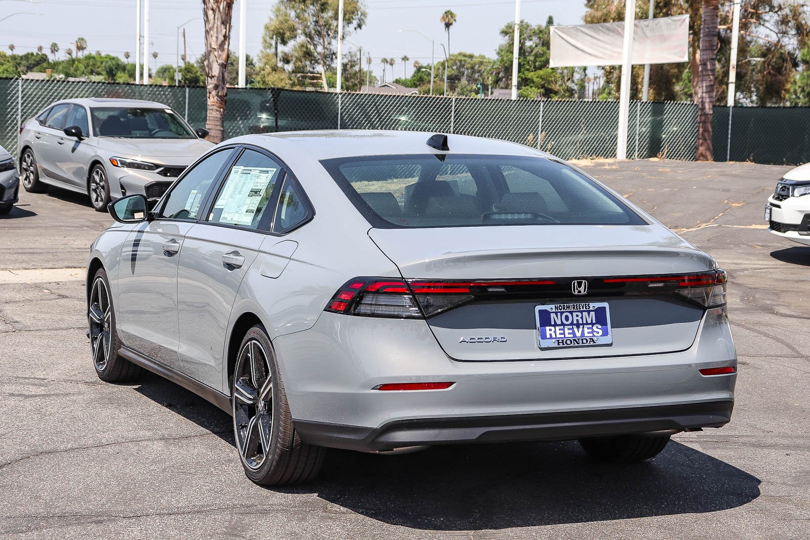 New 2026 Urban Gray Pearl Honda SE CVT image 11
