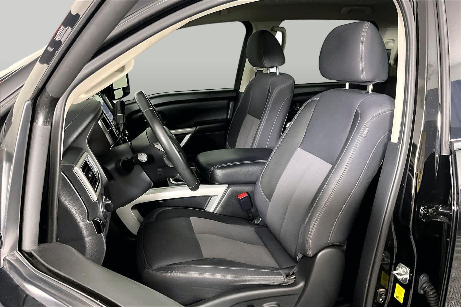 Used 2021 Super Black Nissan SV image 8