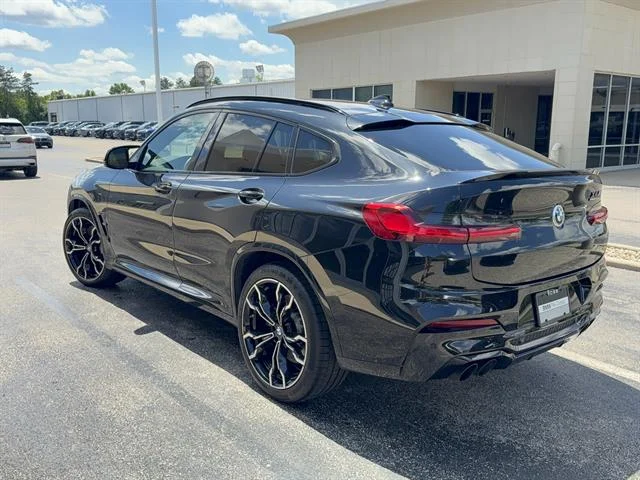 Used 2021 Black Sapphire Metallic BMW Base image 6