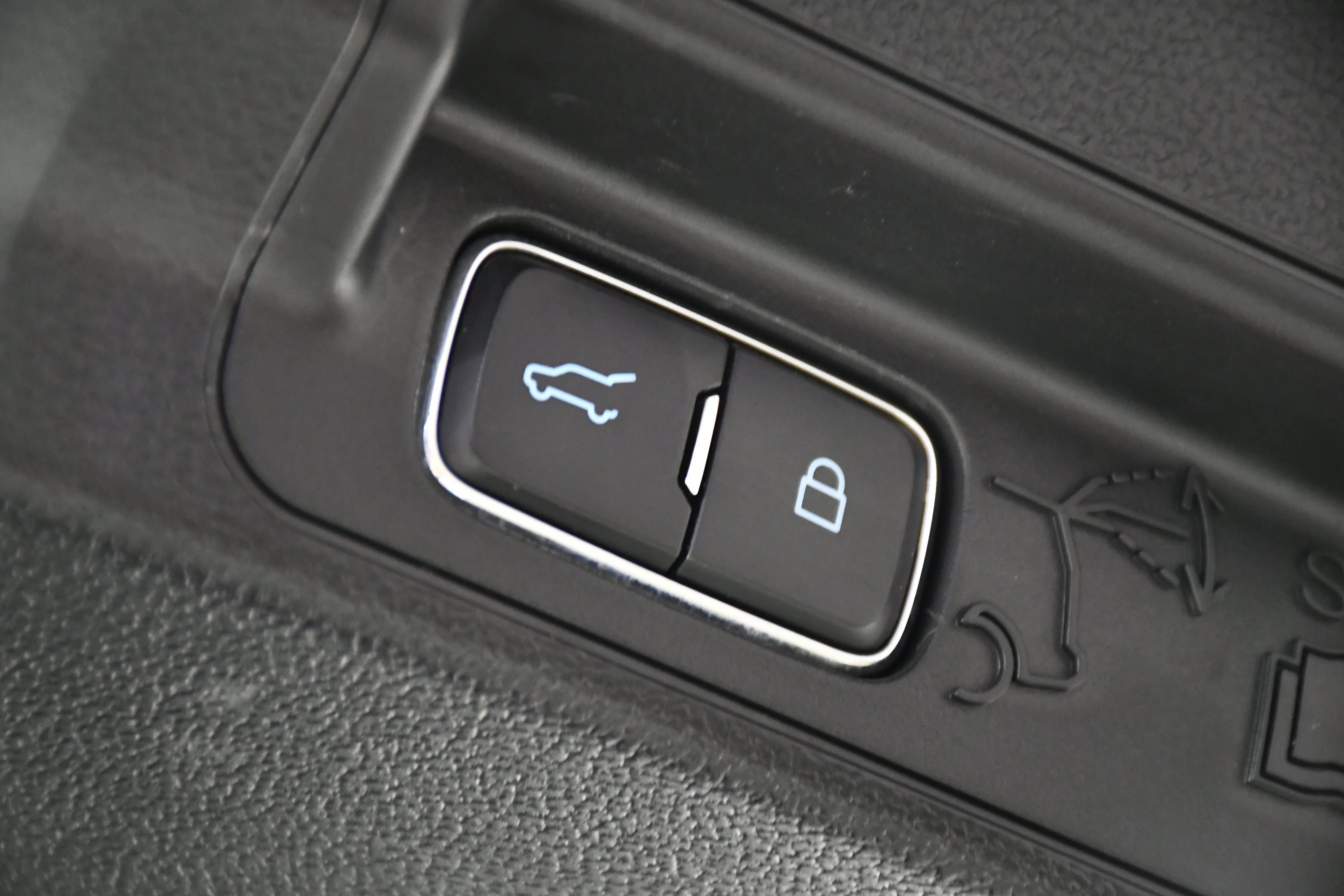 Used 2023 Silver Metallic Ford XLT image 51