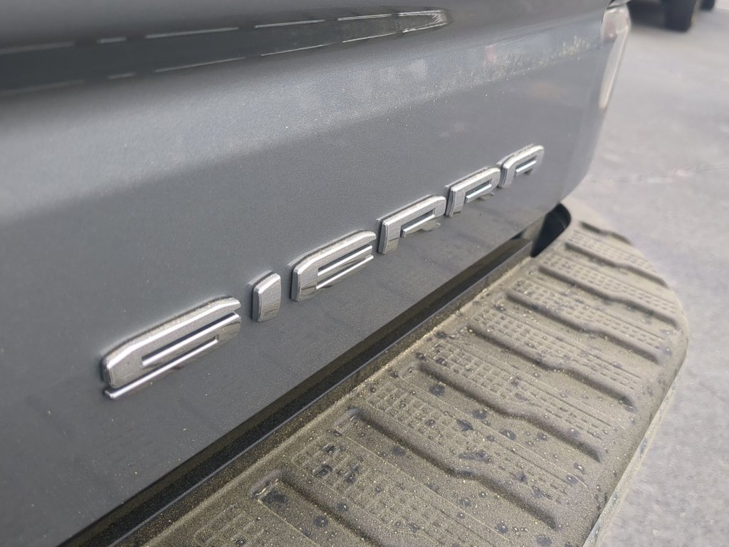 Used 2024 Sterling Metallic GMC Denali image 31