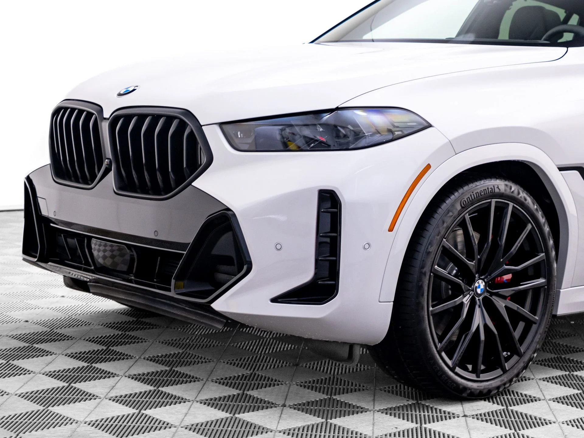 New 2027 White BMW xDrive40i image 38