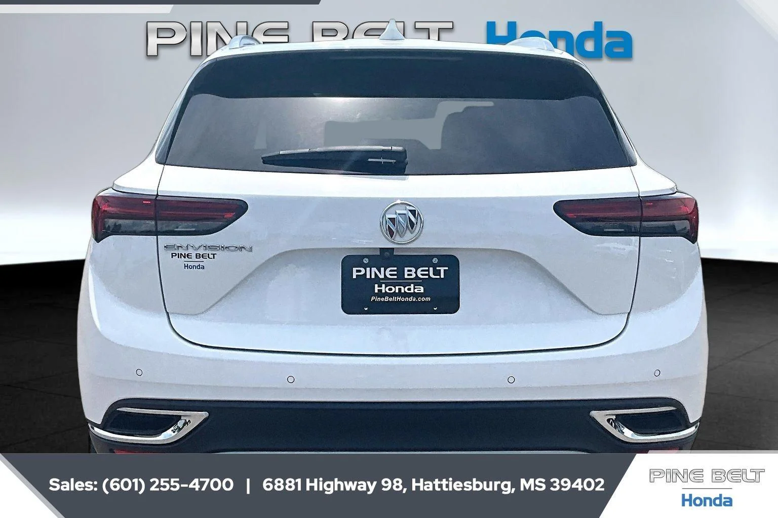 Used 2023 Summit White Buick Preferred image 4