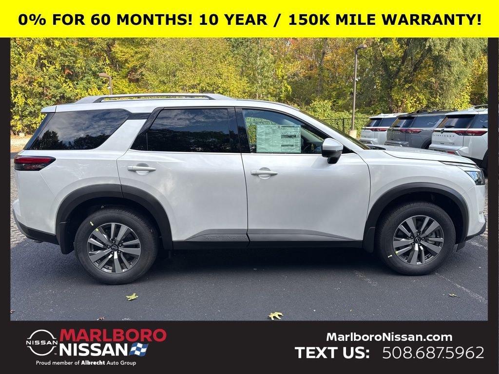 2025 Nissan Pathfinder SL - Photo 8