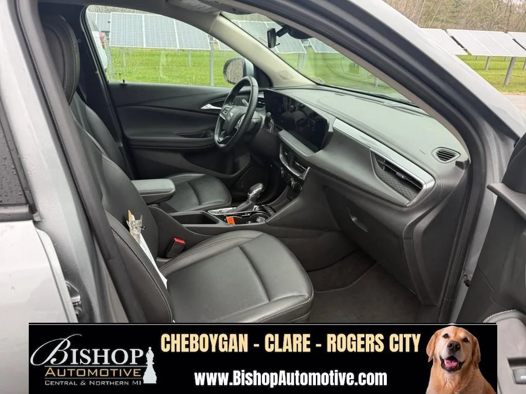Pre-Owned 2024 Buick Encore GX Sport Touring image 25