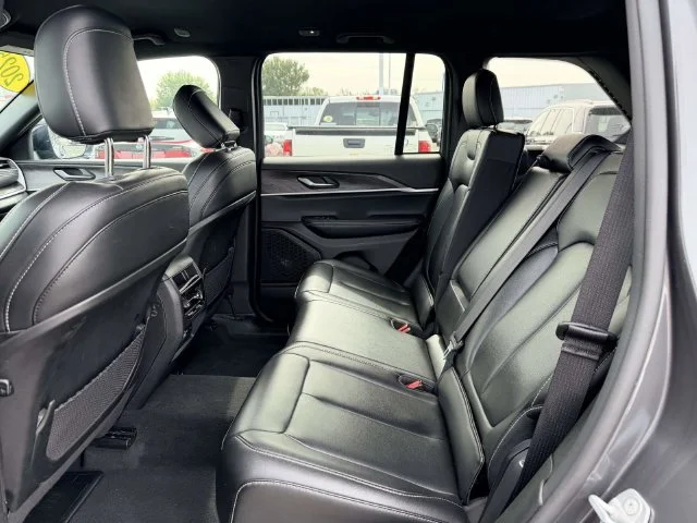 2025 Jeep Grand Cherokee Limited - Photo 13