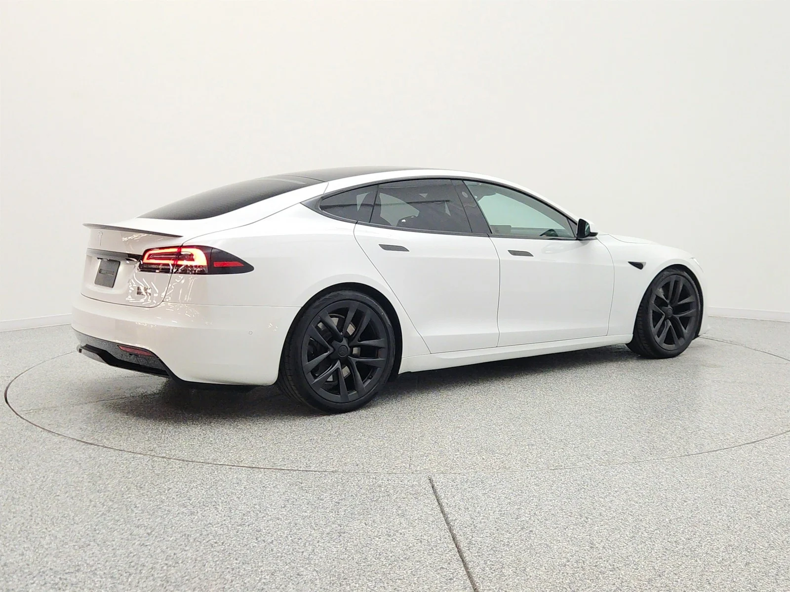 Used 2023 Pearl White Multi-Coat Tesla Plaid AWD image 5