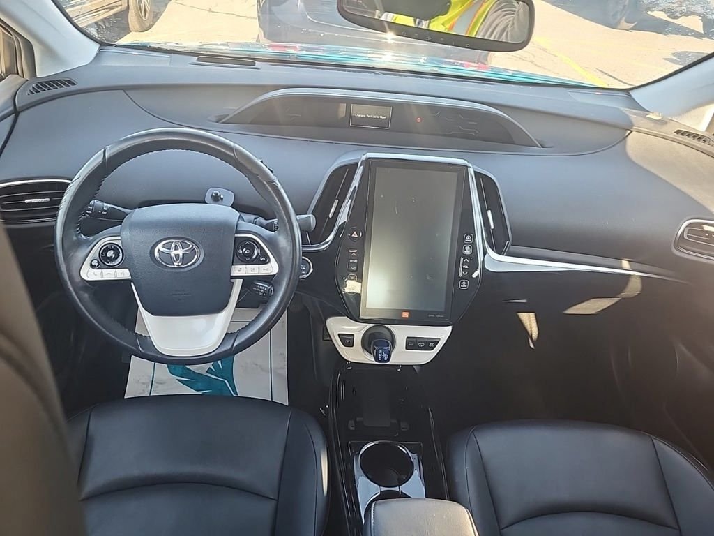 Used 2017 Blue Toyota Advanced image 5