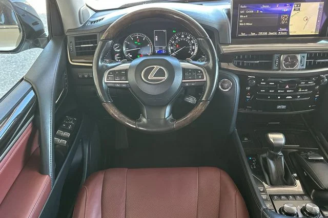 Used 2016 Silver Lexus 570 image 17