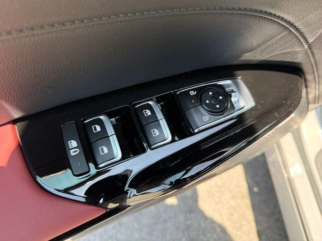 New 2026 Wolf Gray Kia GT-Line AWD image 18