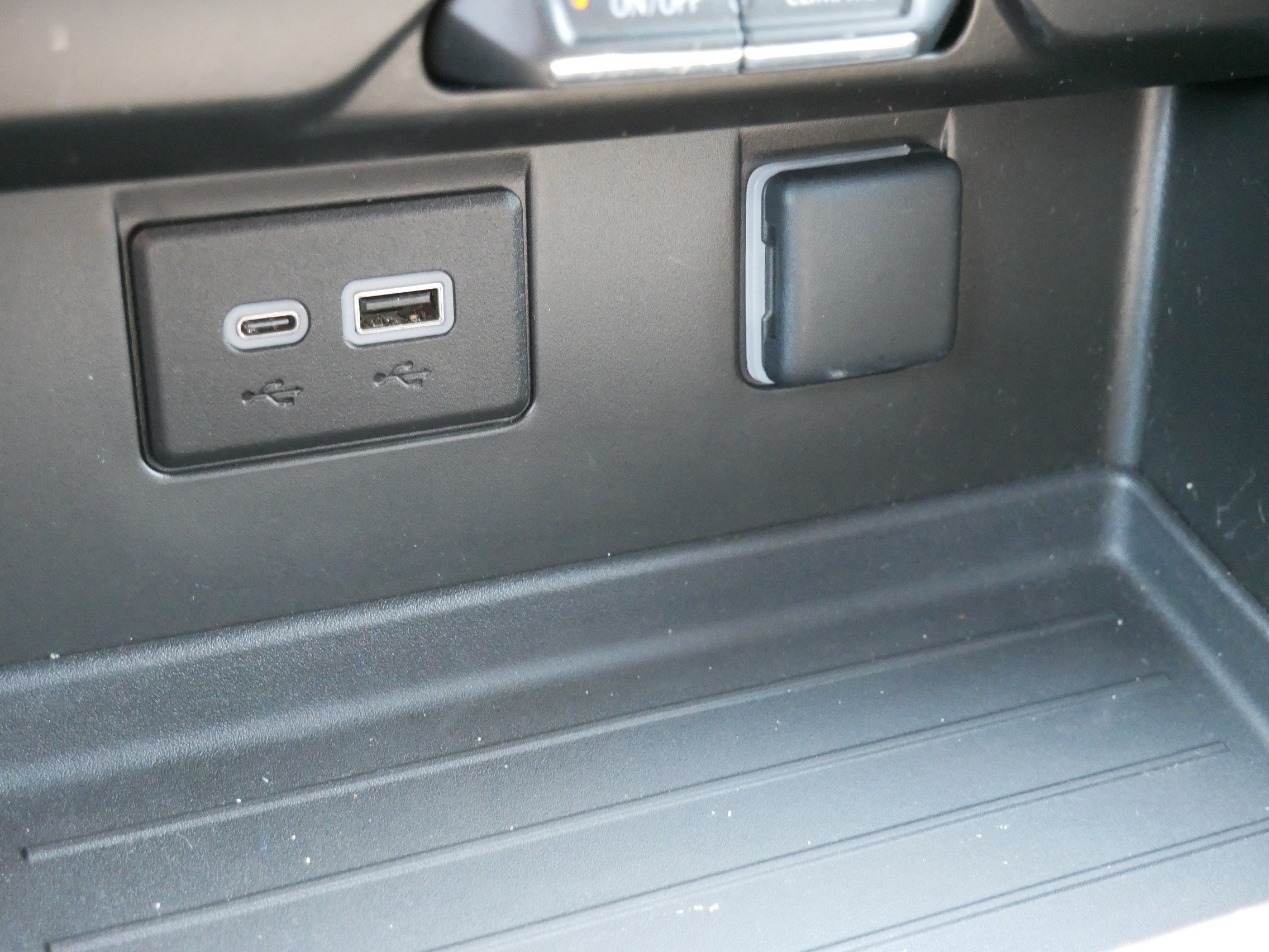 2023 Chevrolet Tahoe LS - Photo 22