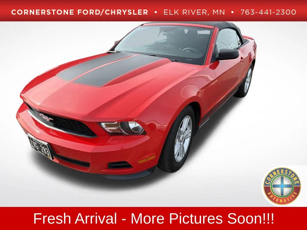 Used 2012 Red Ford V6 image 1
