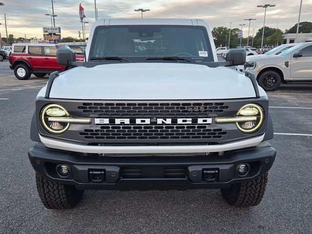 New 2026 Oxford White Ford Badlands image 2